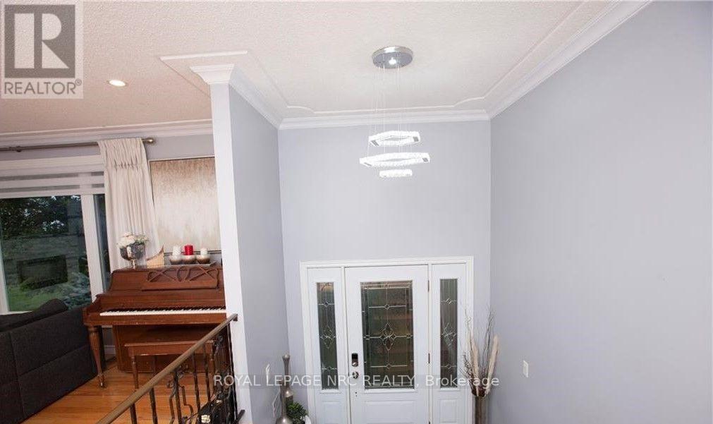 3823 Thirty Road N, Lincoln, Ontario  L3J 1W2 - Photo 6 - X13843908