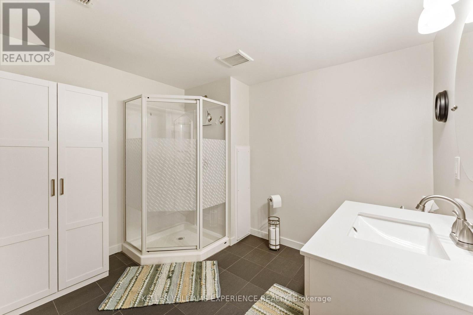9 Edenbridge Drive, Essa, Ontario  L3W 0K6 - Photo 27 - N13843722