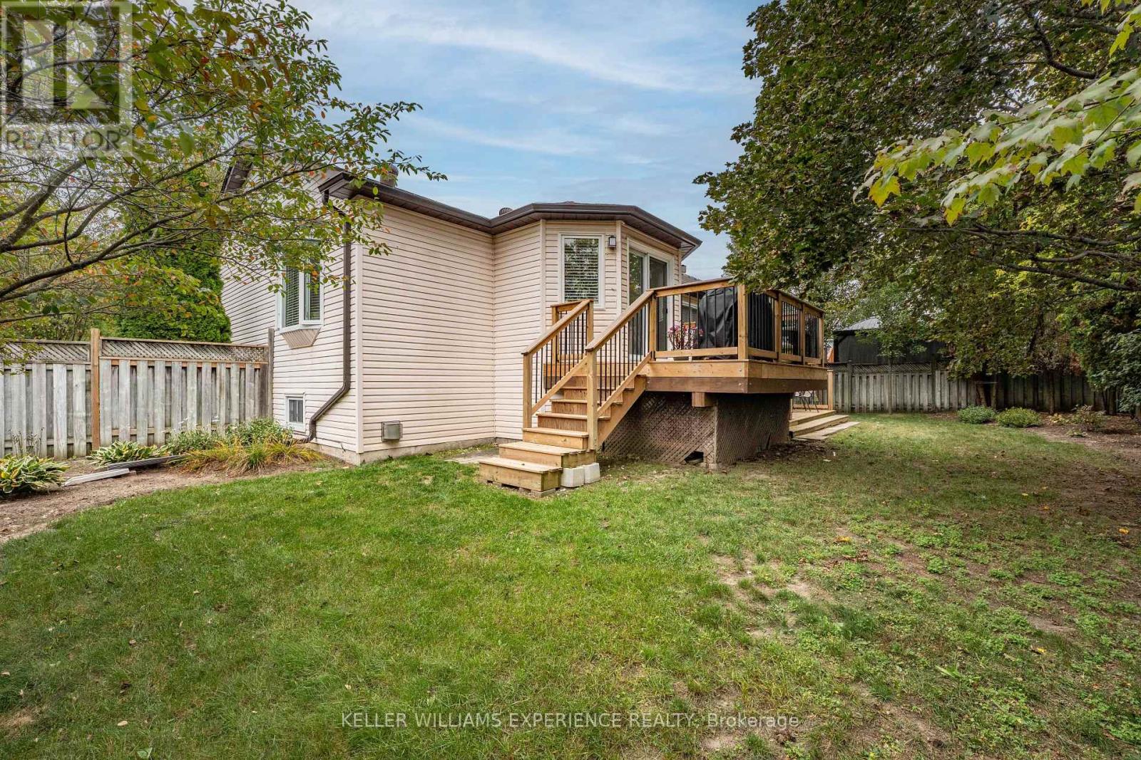 9 Edenbridge Drive, Essa, Ontario  L3W 0K6 - Photo 38 - N13843722