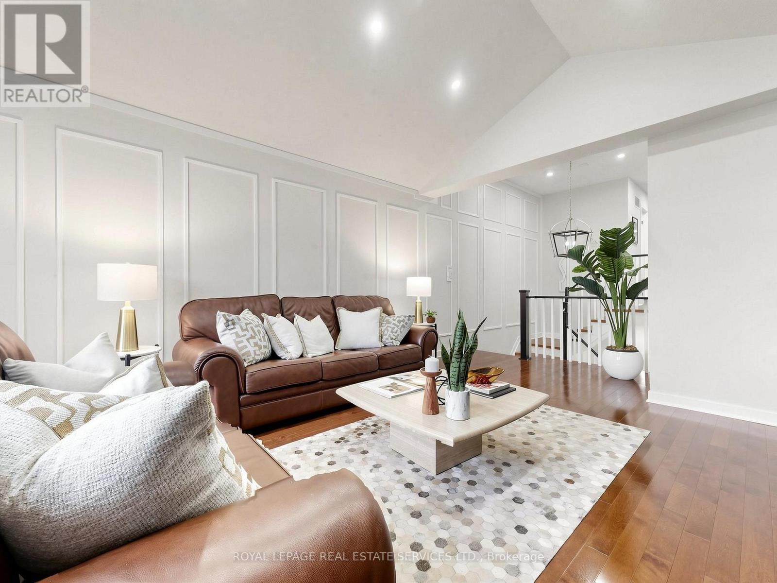 21 Glenmanor Way, Vaughan (Crestwood-Springfarm-Yorkhill), Ontario  L4J 3A3 - Photo 17 - N13843840