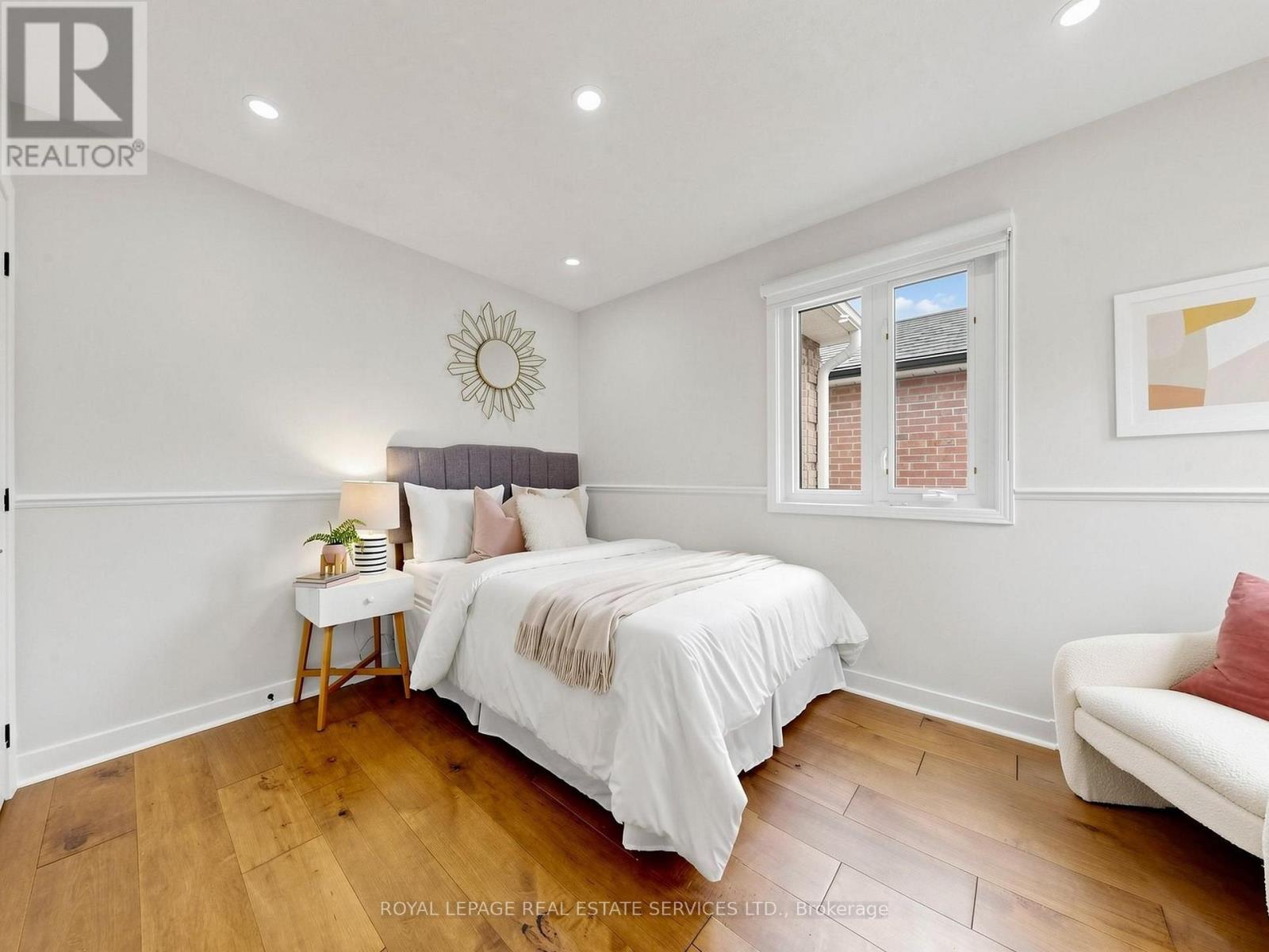 21 Glenmanor Way, Vaughan (Crestwood-Springfarm-Yorkhill), Ontario  L4J 3A3 - Photo 22 - N13843840