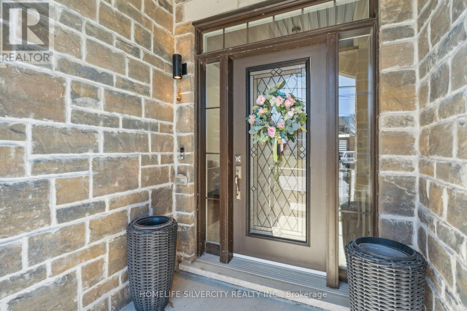 100 Church Street, Georgina, Ontario  L4P 1J4 - Photo 3 - N13843984