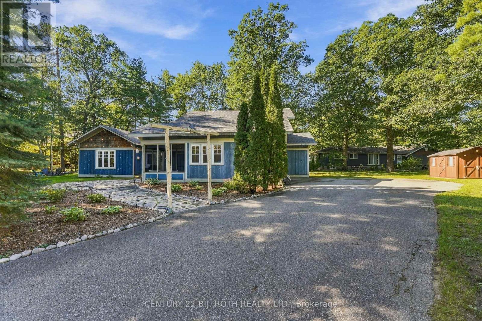11 Rosemary Road, Tiny, Ontario  L0L 2T0 - Photo 2 - S13843804