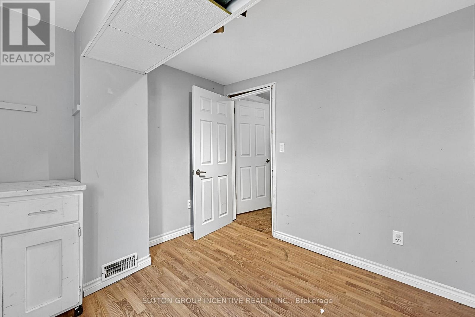 366 Talbot Street, Tay, Ontario  L0K 1R0 - Photo 21 - S13843930
