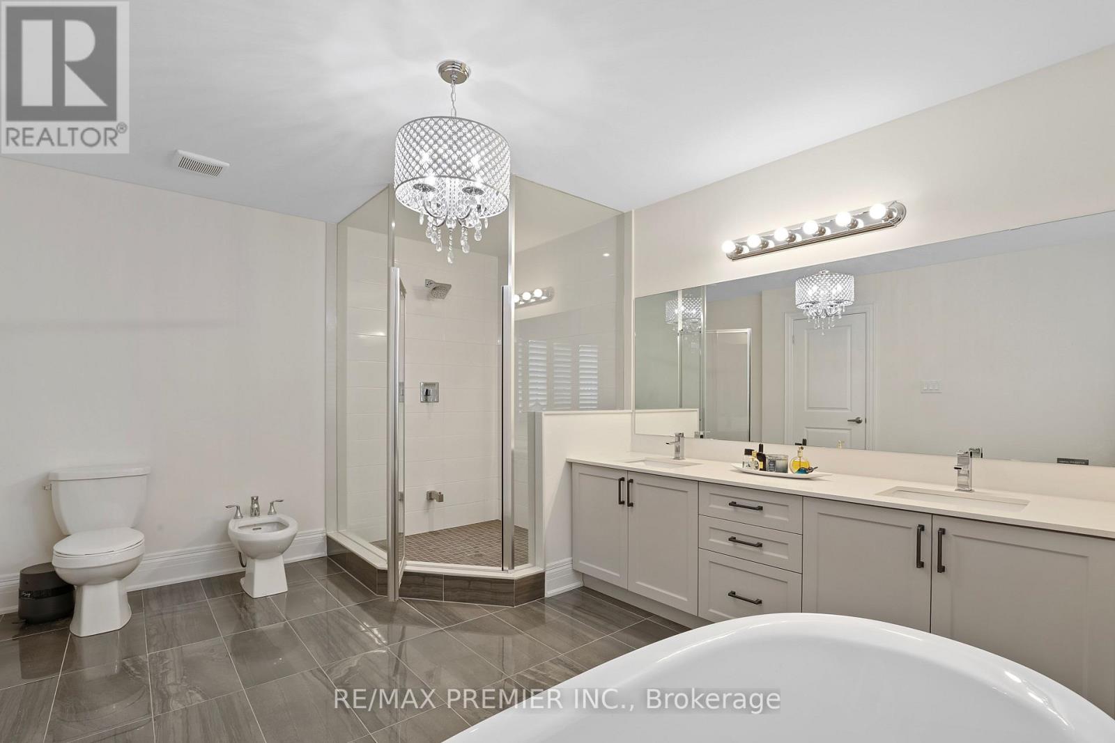 28 Samuel Crescent, Springwater, Ontario  L9X 0S3 - Photo 21 - S13843938