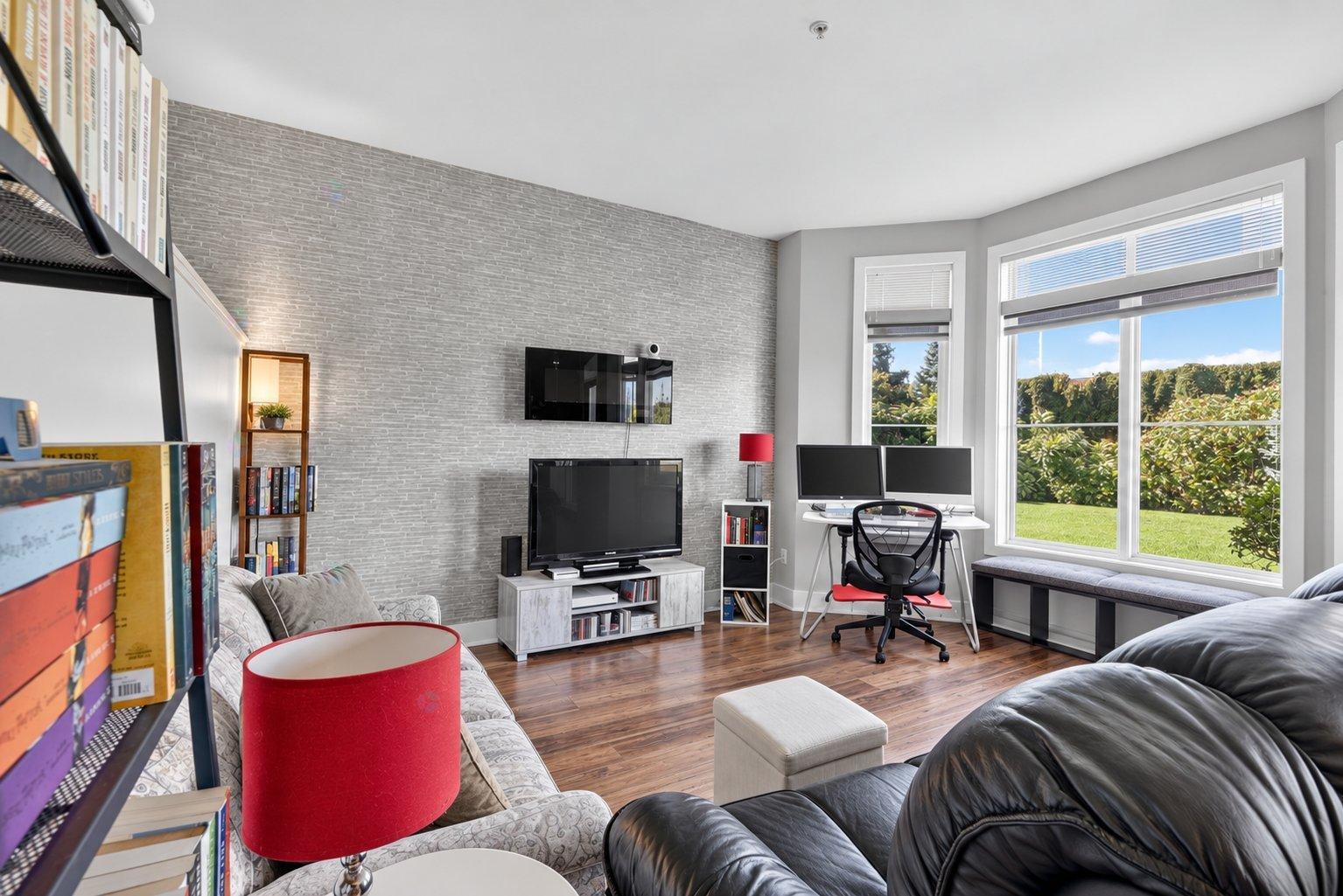 2625 Av. de la Gare|#109 Mascouche Quebec Canada J7K0M6 4