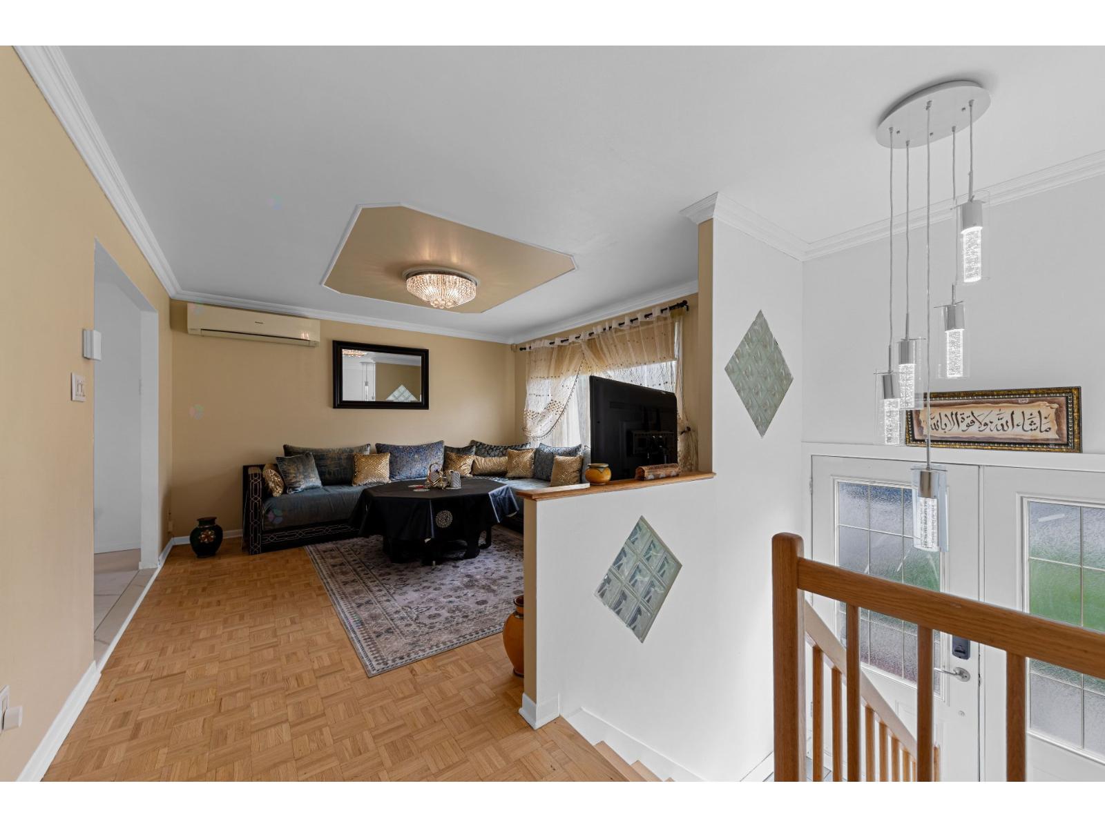 679 Rue Masson Repentigny (Repentigny) Quebec Canada J6A6E2 5