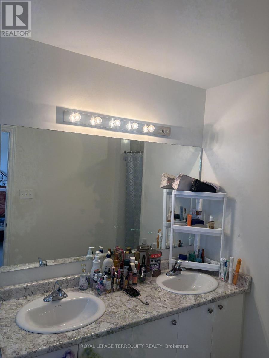 1101 Skyridge Boulevard, Pickering, Ontario  L1X 0G7 - Photo 27 - E13843796