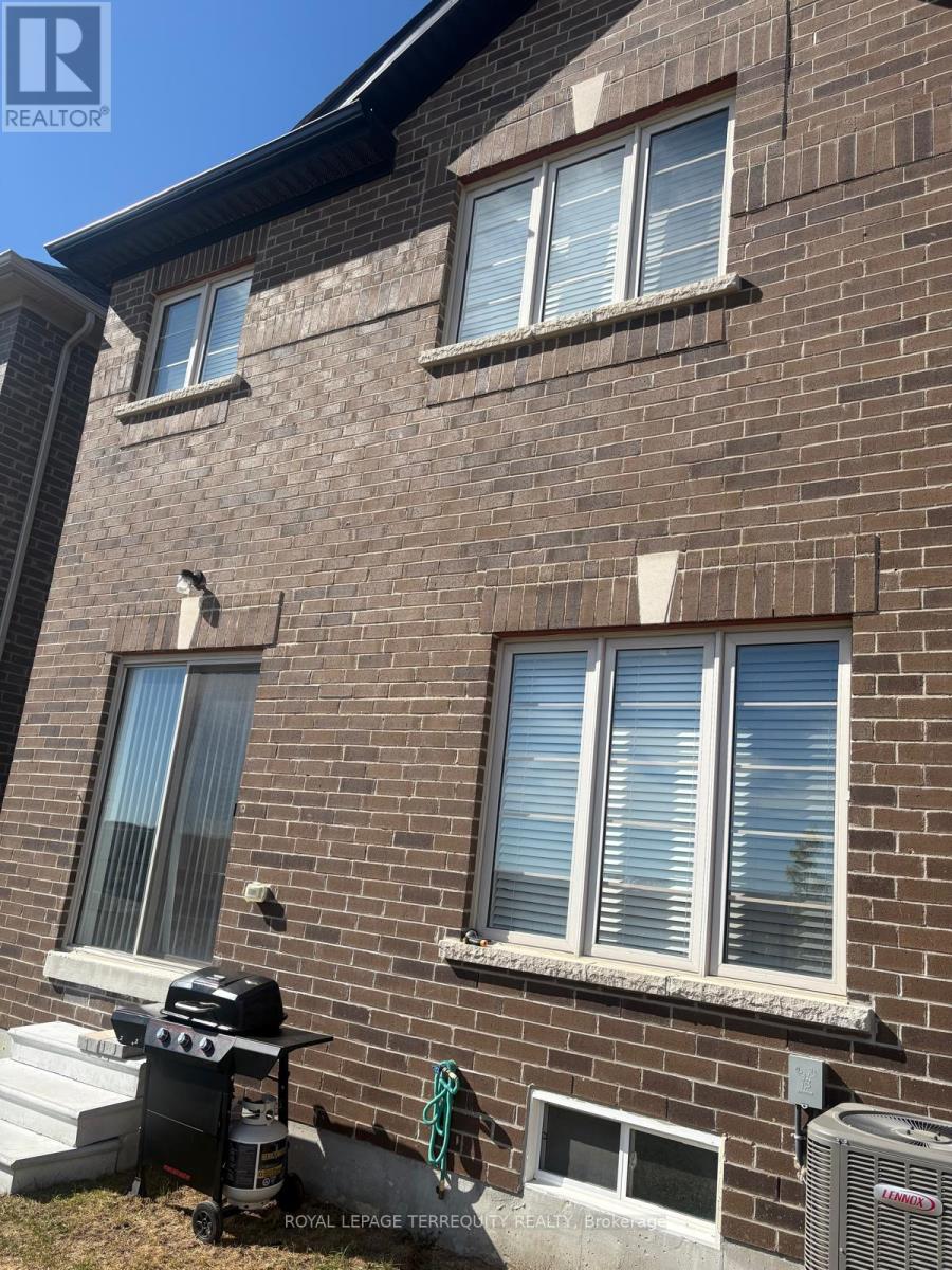 1101 Skyridge Boulevard, Pickering, Ontario  L1X 0G7 - Photo 29 - E13843796