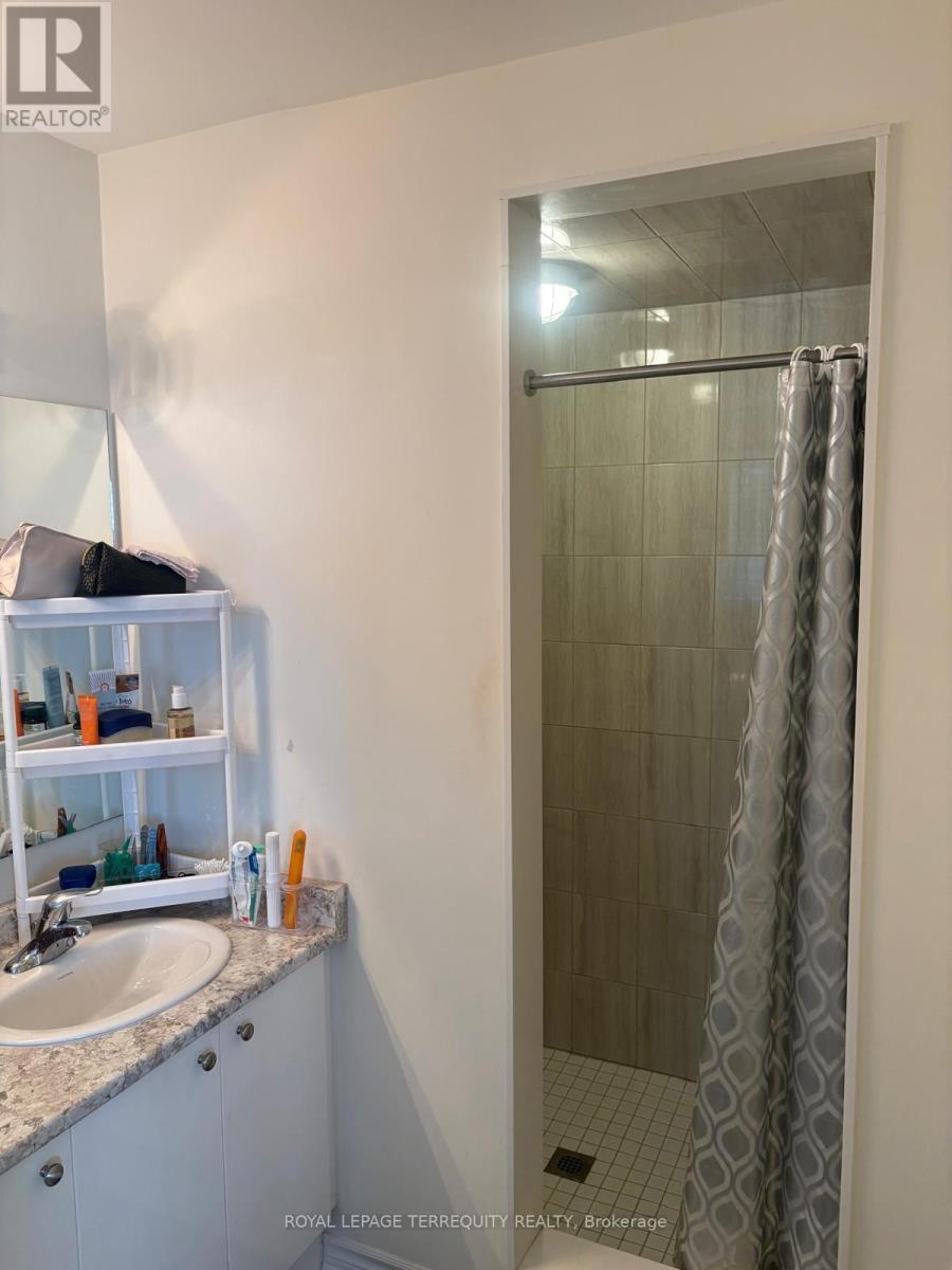 1101 Skyridge Boulevard, Pickering, Ontario  L1X 0G7 - Photo 14 - E13843796