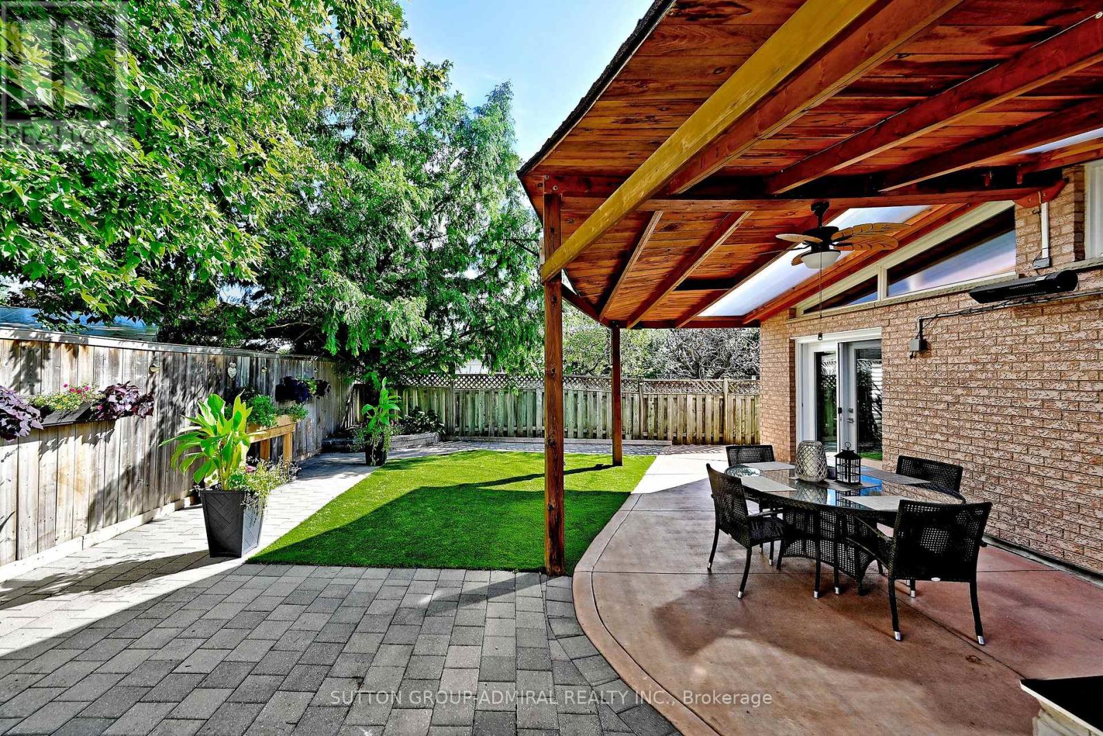 62 Castlehill Road, Vaughan, Ontario  L6A 1N8 - Photo 47 - N13843636