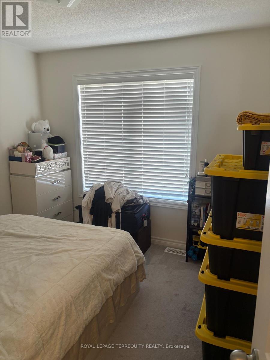 1101 Skyridge Boulevard, Pickering, Ontario  L1X 0G7 - Photo 25 - E13843796