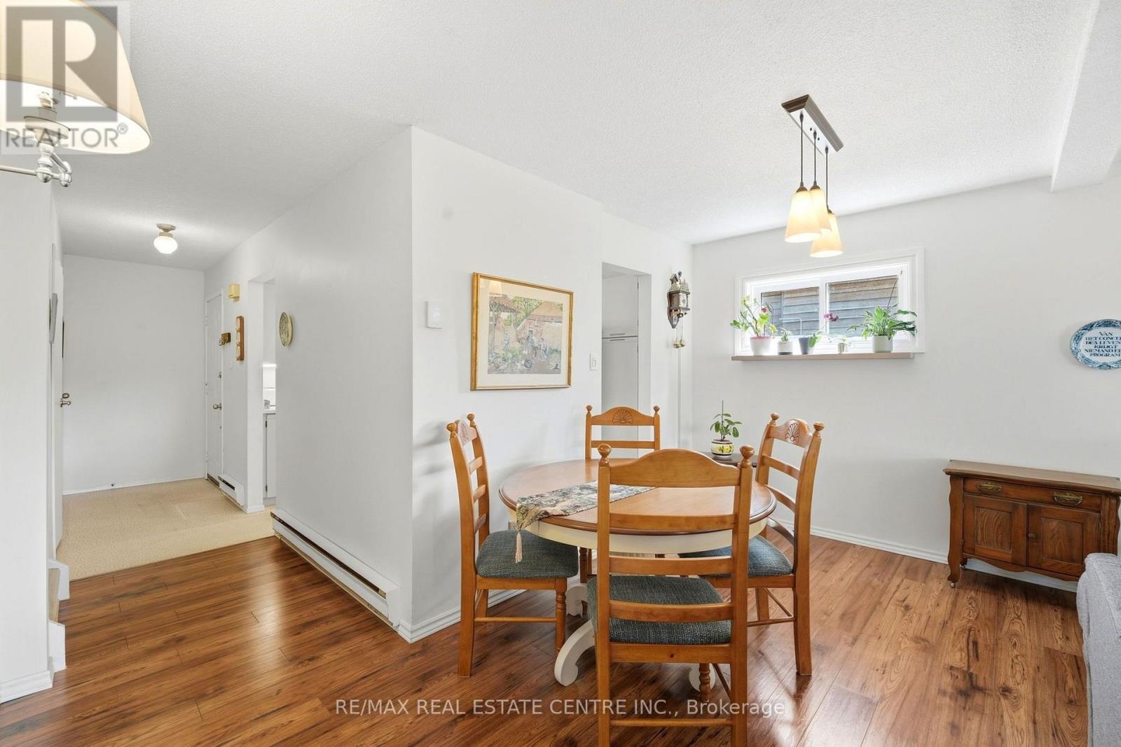 25 Scottsdale Court, Brampton, Ontario  L6W 3R8 - Photo 12 - W13843698
