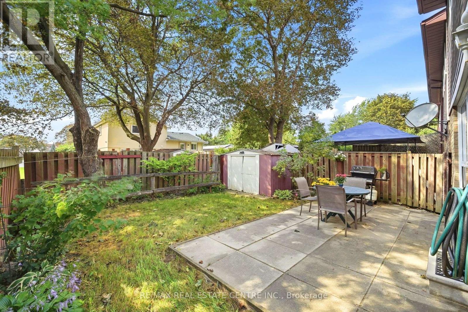 25 Scottsdale Court, Brampton, Ontario  L6W 3R8 - Photo 31 - W13843698