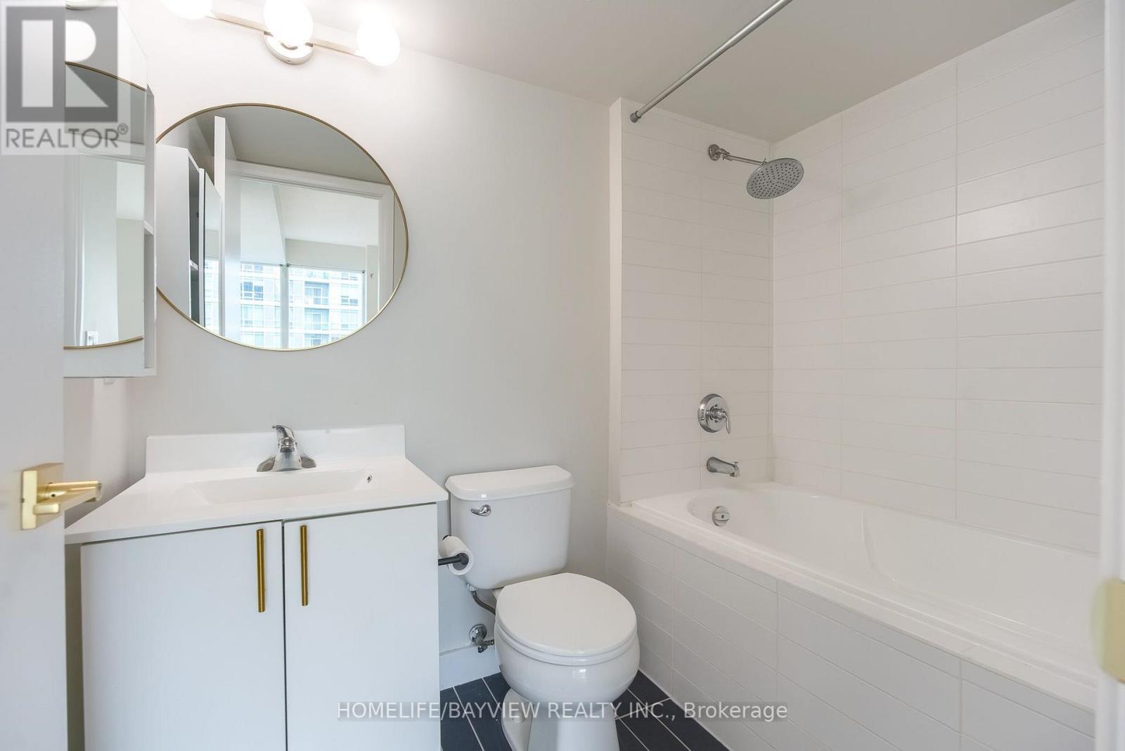 1913 - 155 Legion Road N, Toronto, Ontario M8Y 0A7 - Photo 15 - W13843706