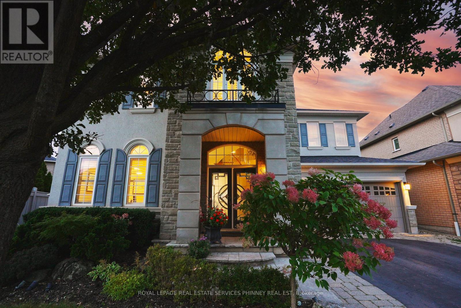 130 Innville Crescent, Oakville, Ontario  L6L 0B8 - Photo 2 - W13843790