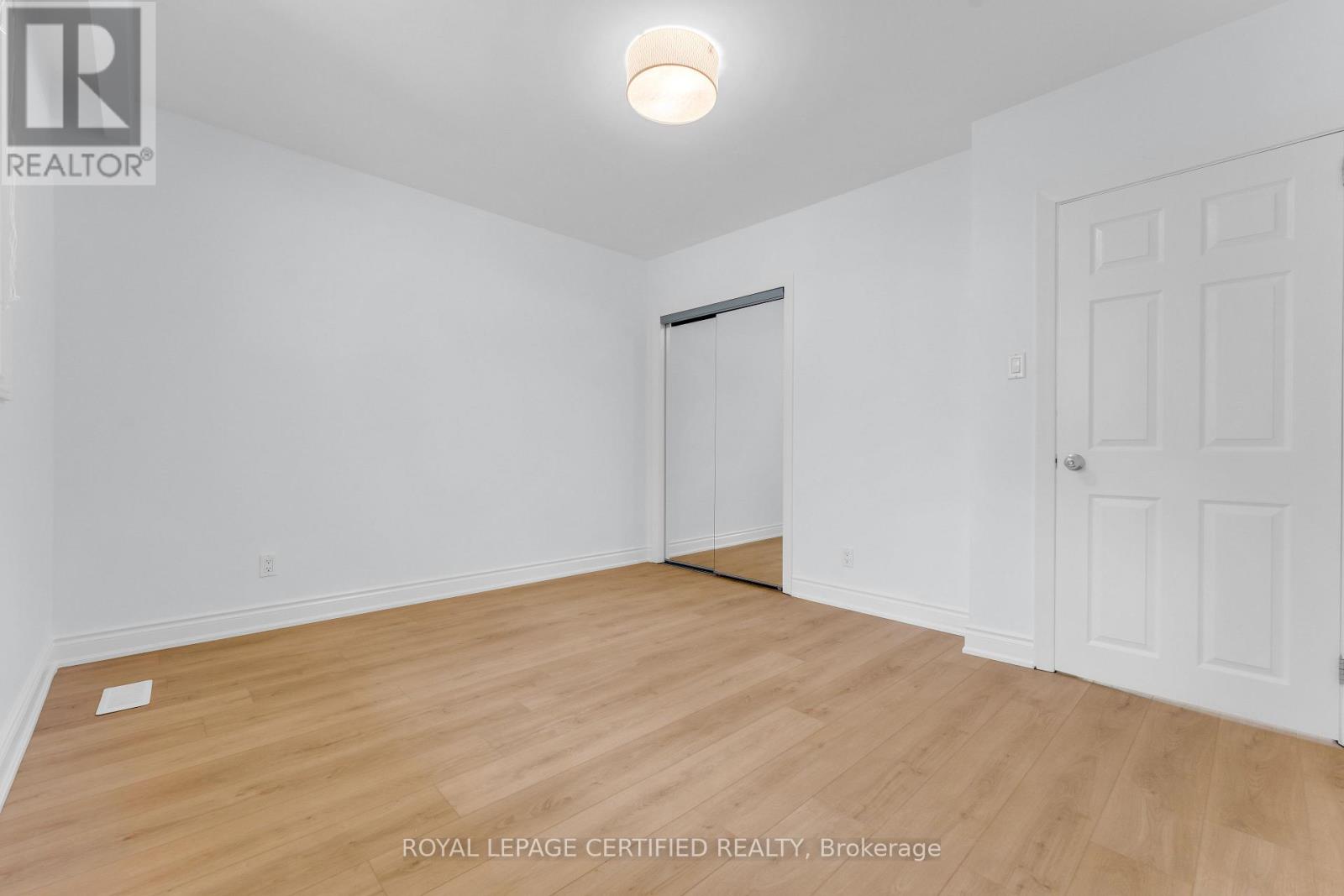 Main - 586 Pinegrove Road, Oakville, Ontario L6K 2C6 - Photo 19 - W13843800