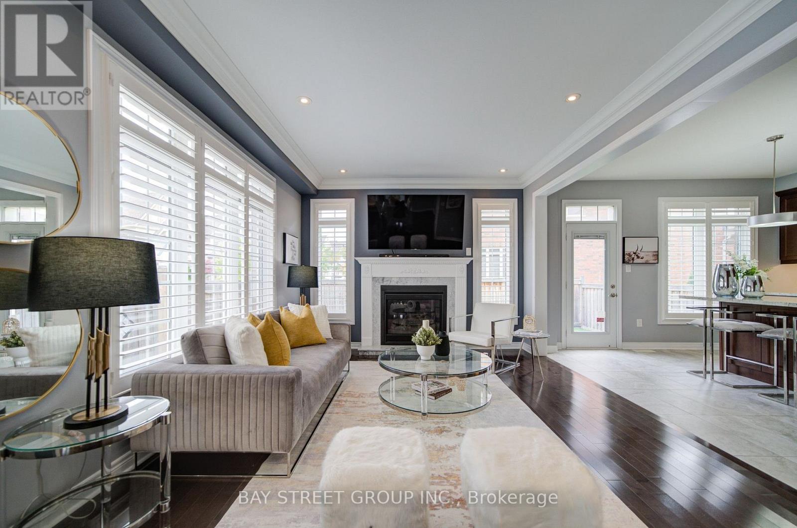 382 Begonia Gardens, Oakville, Ontario  L6M 1L7 - Photo 7 - W13843806