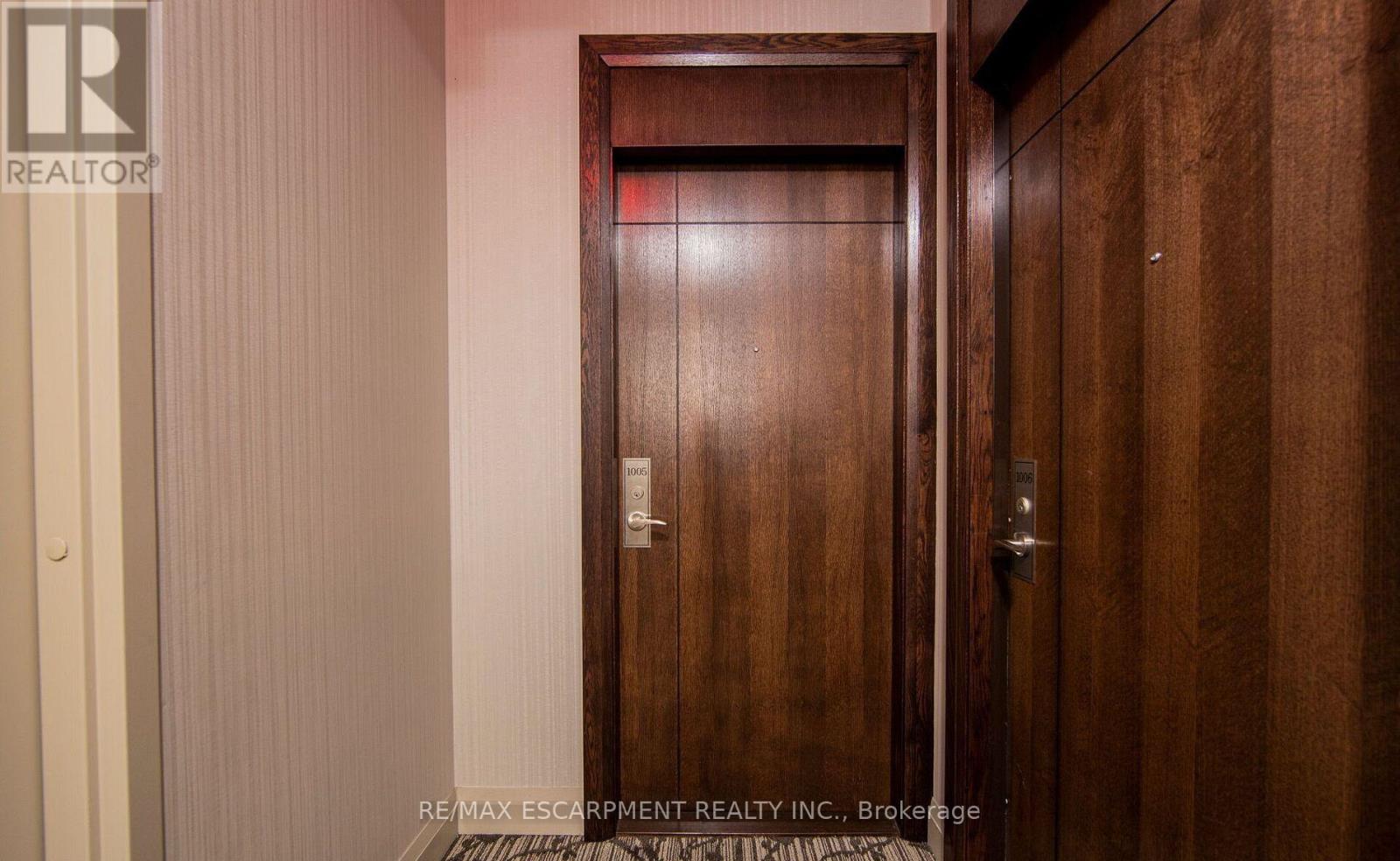 1005 - 339 Rathburn Road W, Mississauga, Ontario  L5B 0K6 - Photo 18 - W13843820