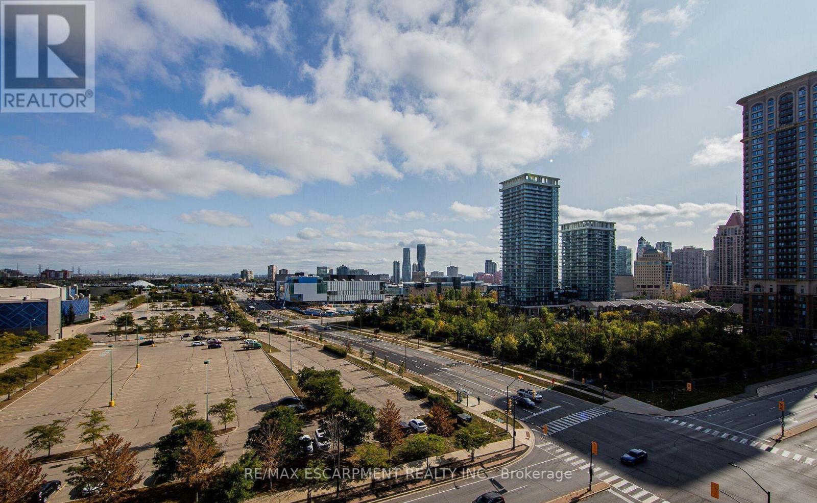 1005 - 339 Rathburn Road W, Mississauga, Ontario  L5B 0K6 - Photo 19 - W13843820