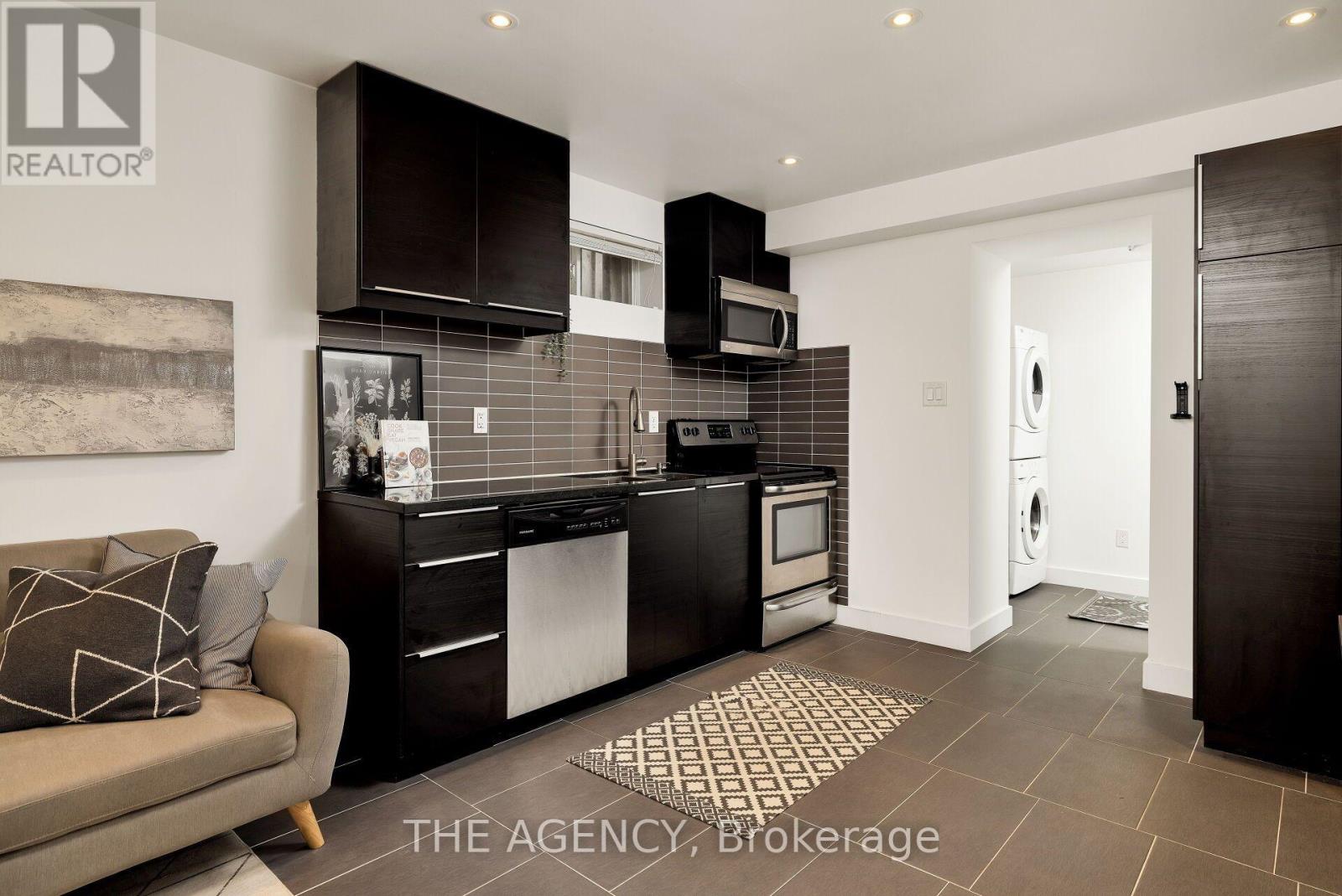 Lower - 135 Prescott Avenue, Toronto, Ontario  M6N 3G9 - Photo 6 - W13843878