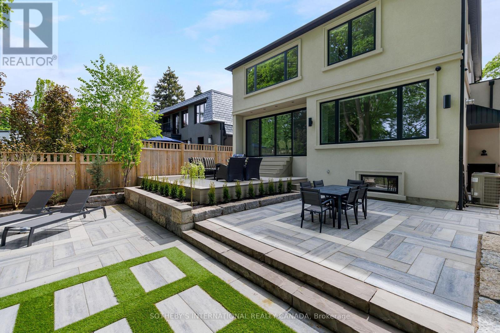 57 Burnhamthorpe Park Boulevard, Toronto, Ontario  M9A 1H8 - Photo 18 - W13843924