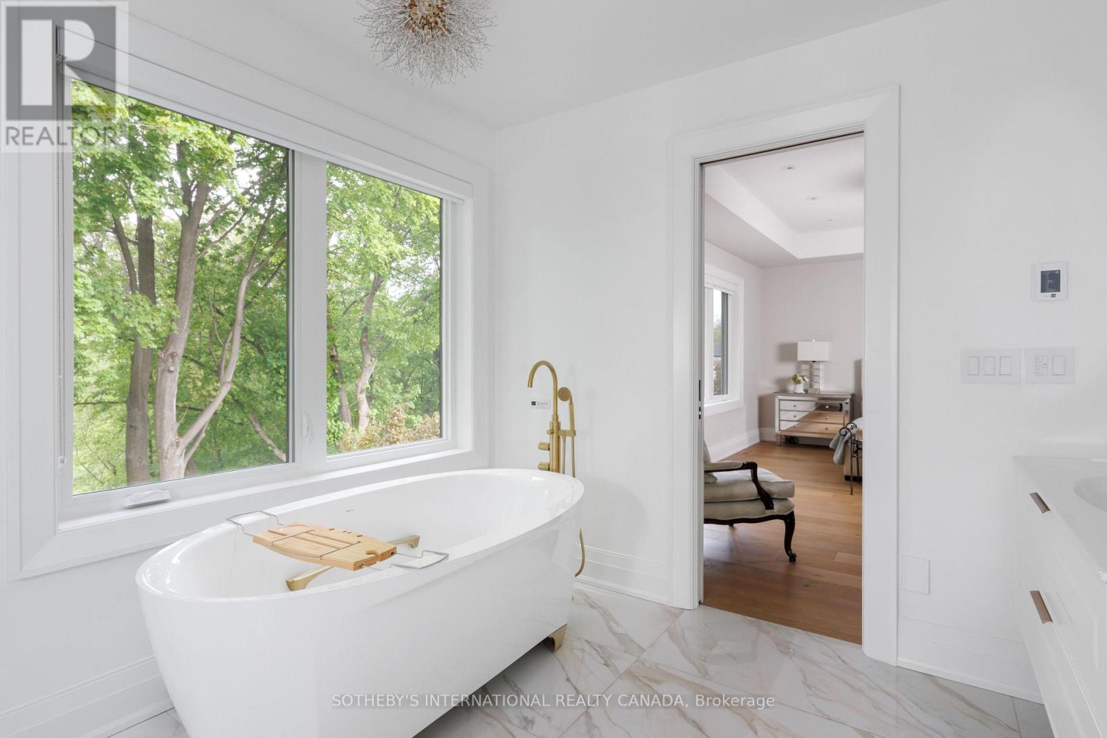 57 Burnhamthorpe Park Boulevard, Toronto, Ontario  M9A 1H8 - Photo 29 - W13843924