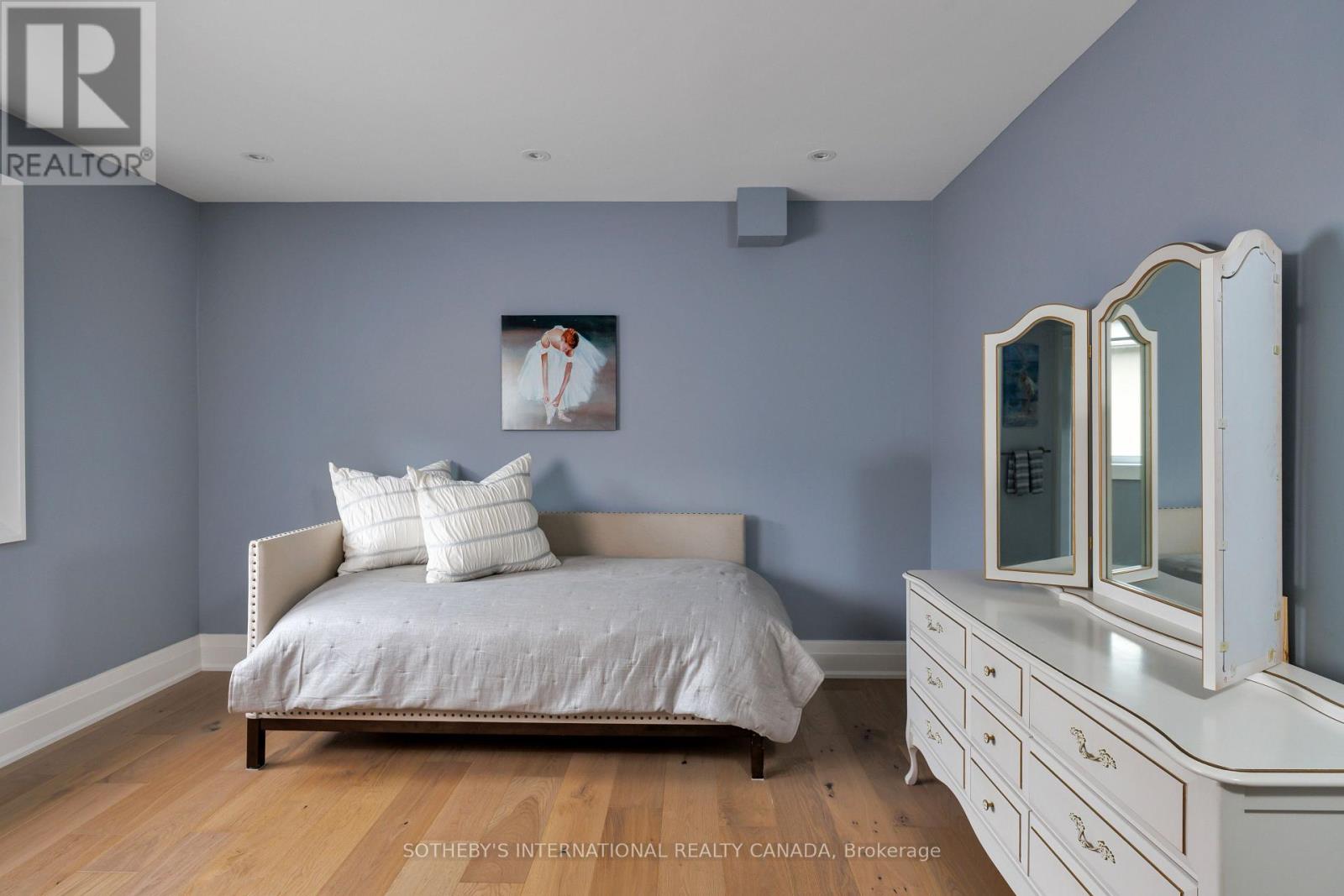 57 Burnhamthorpe Park Boulevard, Toronto, Ontario  M9A 1H8 - Photo 34 - W13843924