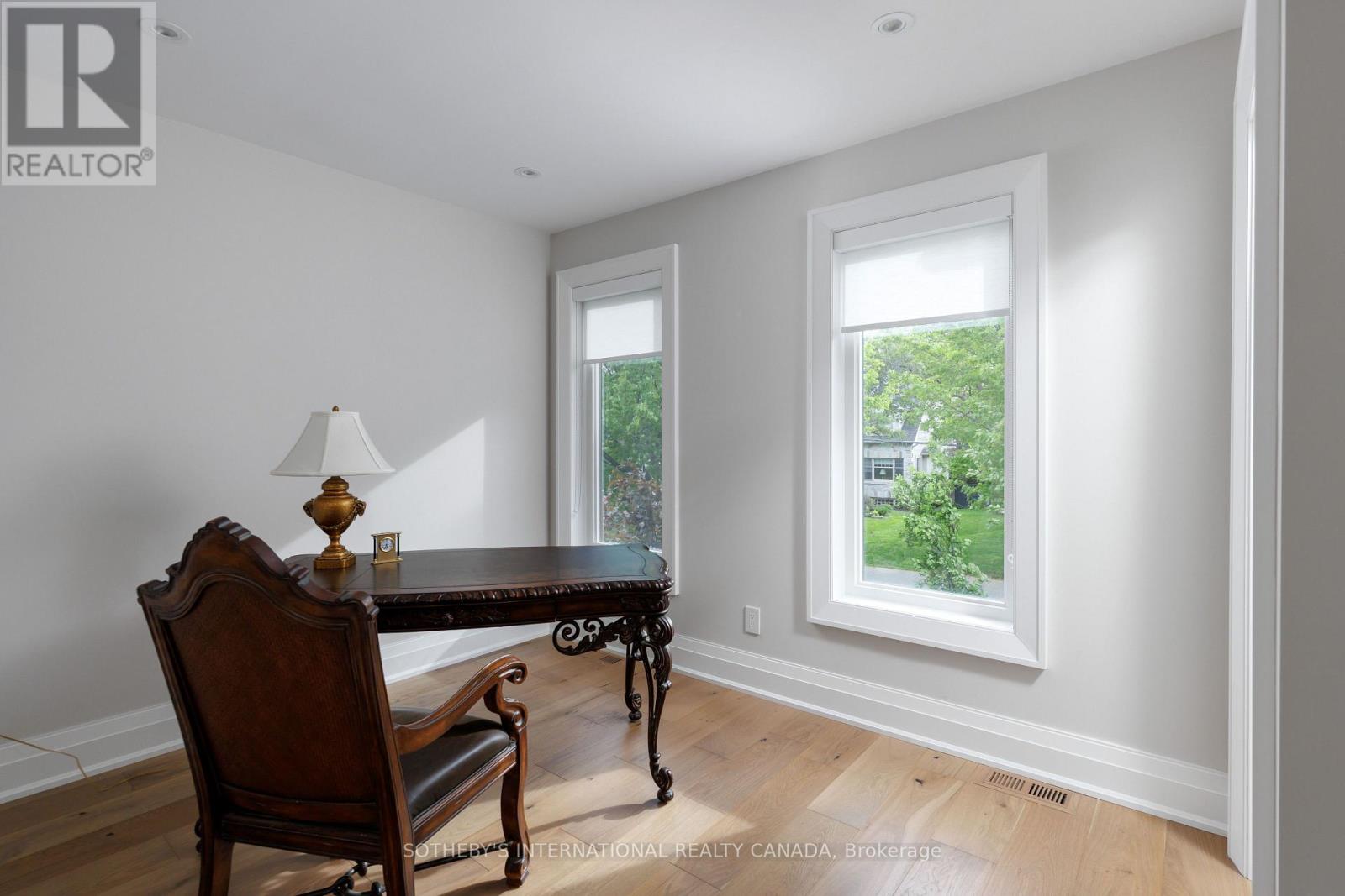 57 Burnhamthorpe Park Boulevard, Toronto, Ontario  M9A 1H8 - Photo 37 - W13843924
