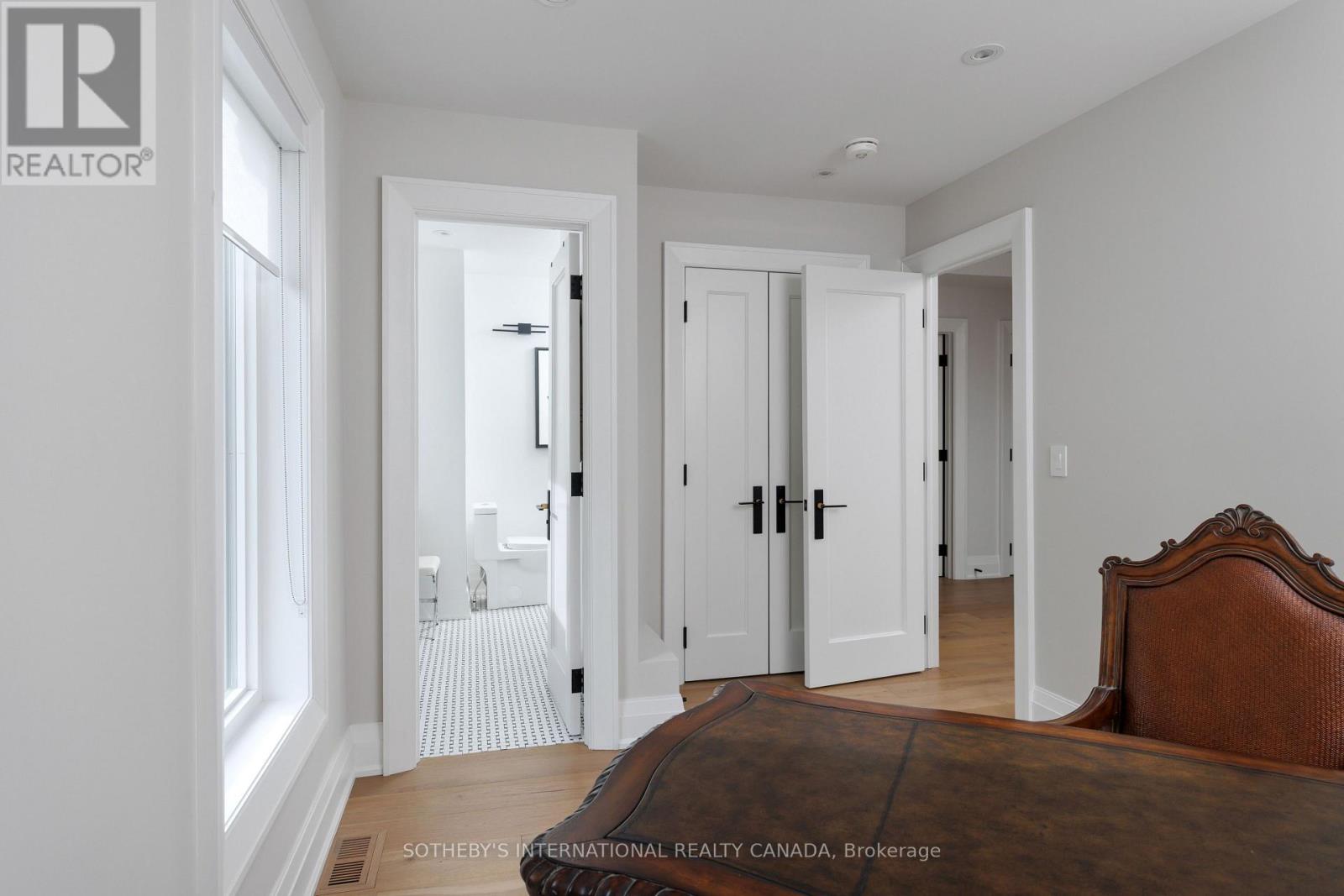 57 Burnhamthorpe Park Boulevard, Toronto, Ontario  M9A 1H8 - Photo 38 - W13843924