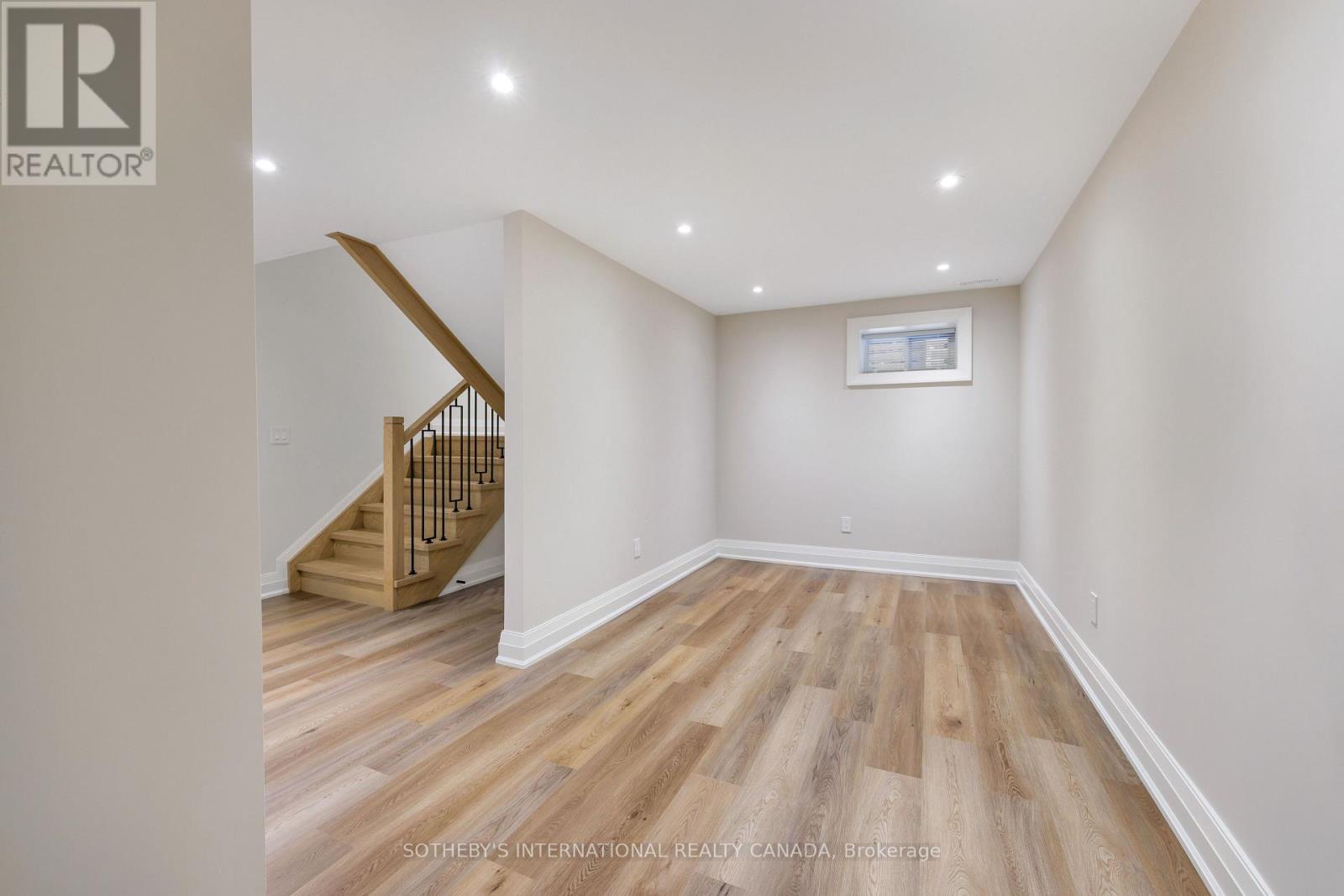 57 Burnhamthorpe Park Boulevard, Toronto, Ontario  M9A 1H8 - Photo 41 - W13843924