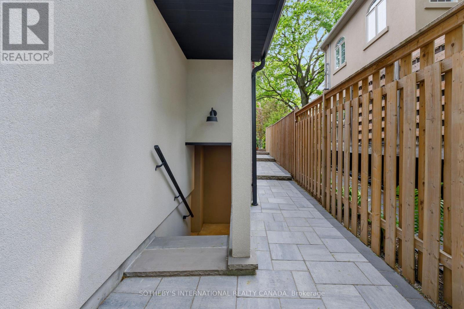 57 Burnhamthorpe Park Boulevard, Toronto, Ontario  M9A 1H8 - Photo 45 - W13843924