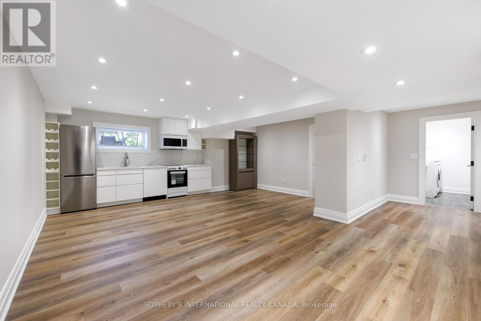 57 Burnhamthorpe Park Boulevard, Toronto, Ontario  M9A 1H8 - Photo 46 - W13843924