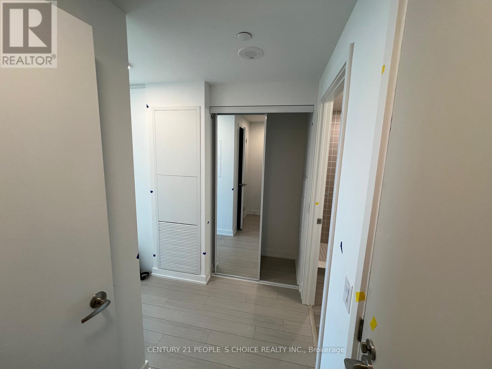 2704 - 4010 Eglinton Avenue W, Toronto, Ontario  M9A 0G5 - Photo 18 - W13843986