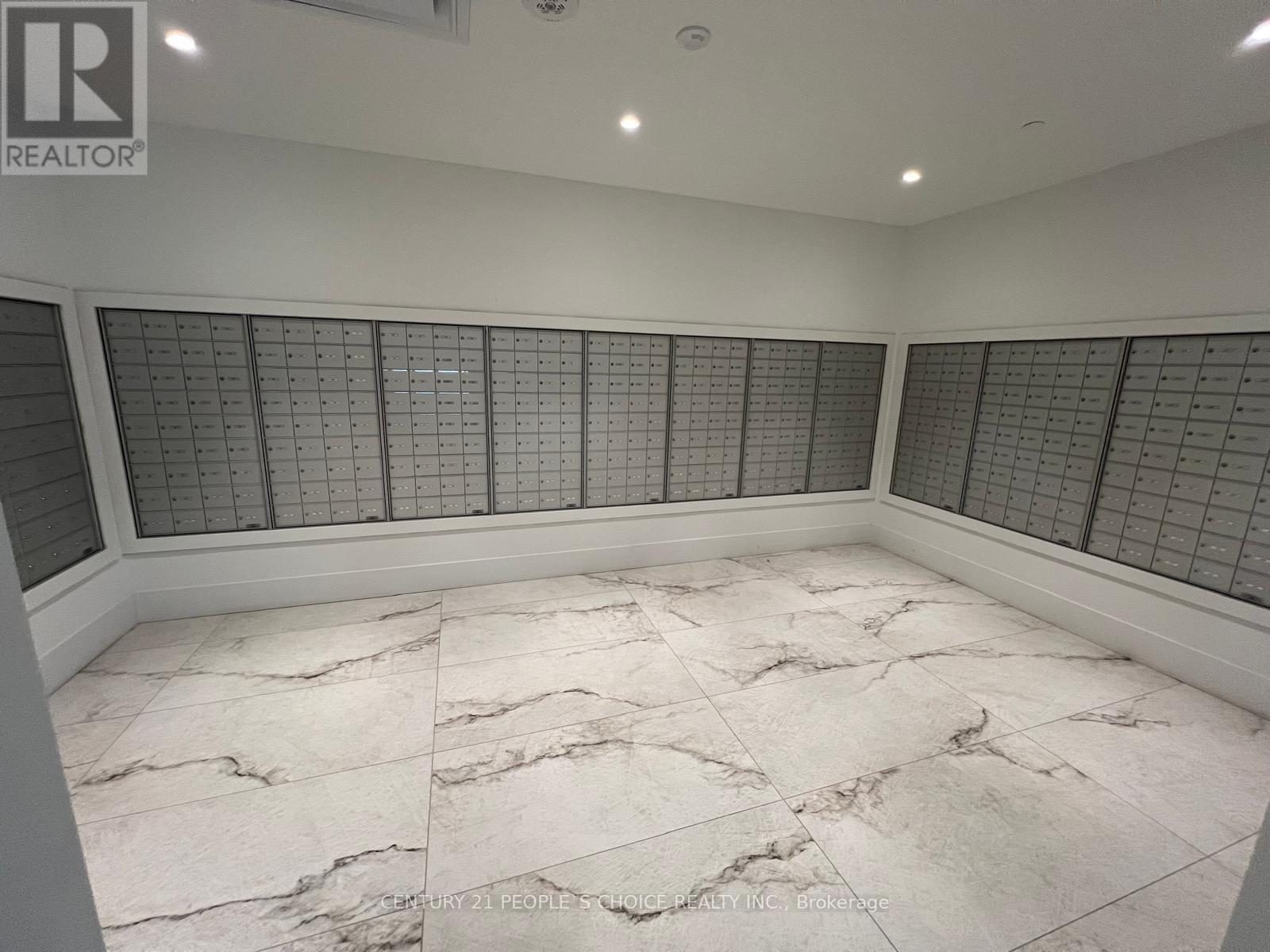 2704 - 4010 Eglinton Avenue W, Toronto, Ontario  M9A 0G5 - Photo 26 - W13843986