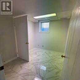 5243 Heatherleigh Avenue, Mississauga, Ontario L5V 2A1 - Photo 10 - W13554582