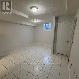 5243 Heatherleigh Avenue, Mississauga, Ontario L5V 2A1 - Photo 5 - W13554582