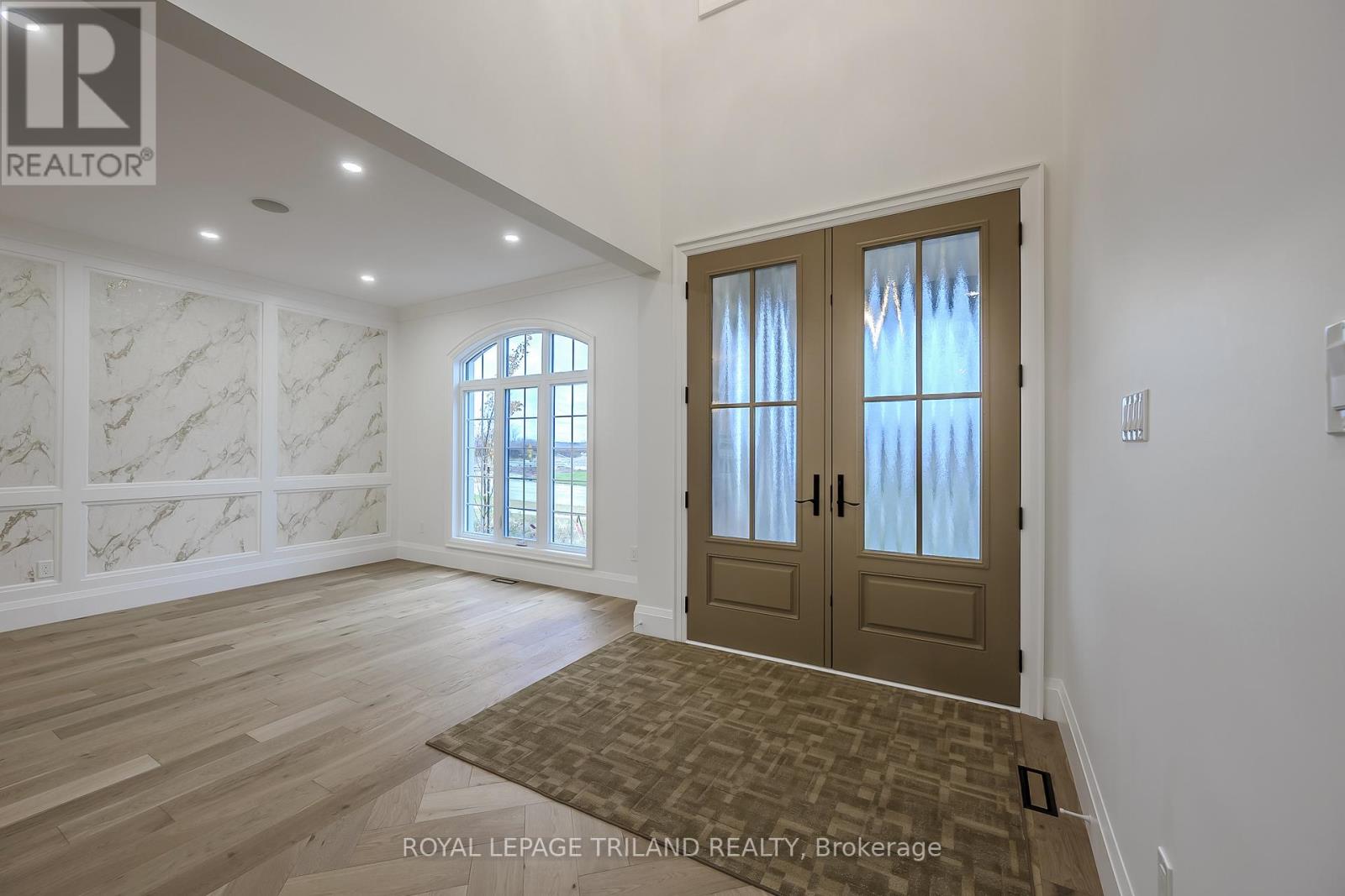 4038 Ayrshire Avenue, London South, Ontario  N6P 0H7 - Photo 2 - X13842772