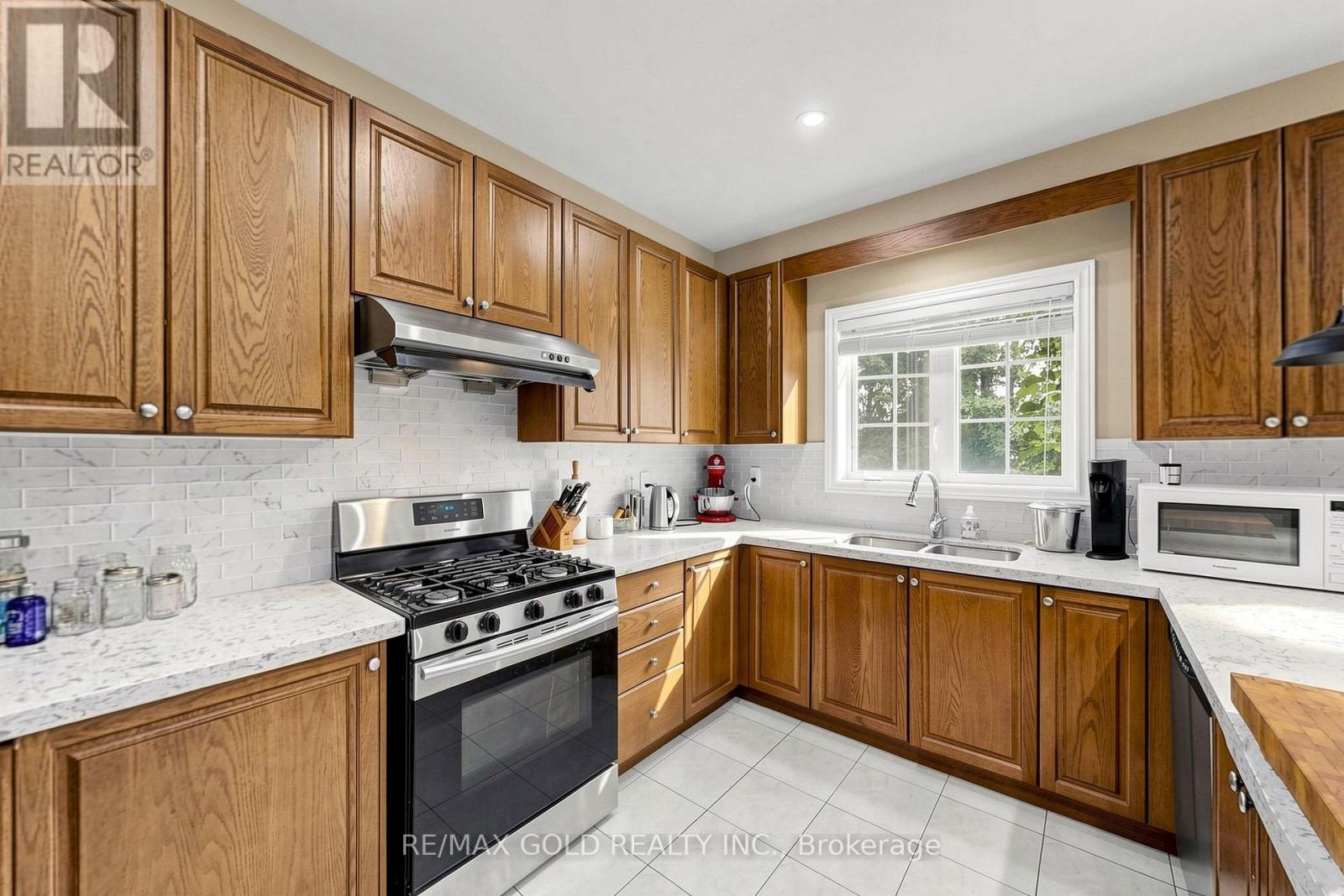 284 Holmes Crescent, Milton, Ontario  L9T 0R2 - Photo 19 - W13843270