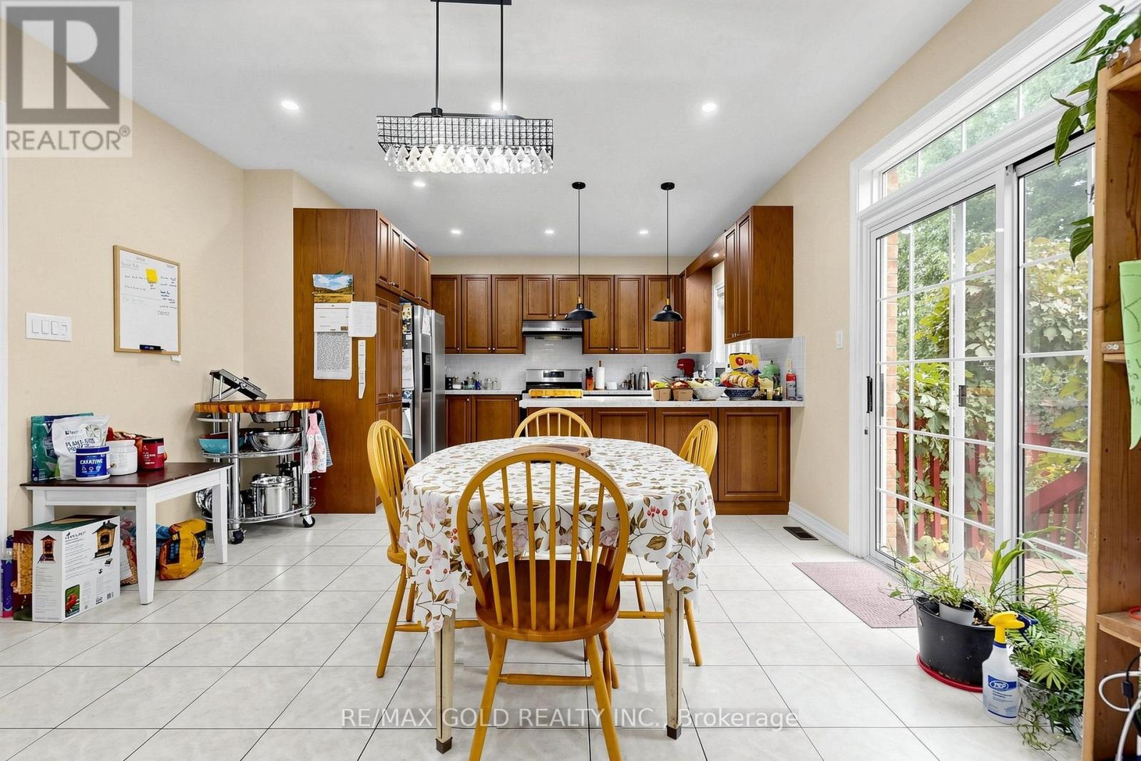 284 Holmes Crescent, Milton, Ontario  L9T 0R2 - Photo 16 - W13843270