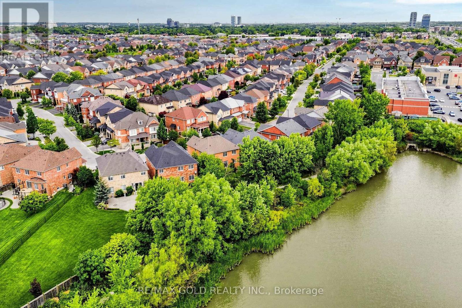284 Holmes Crescent, Milton, Ontario  L9T 0R2 - Photo 7 - W13843270