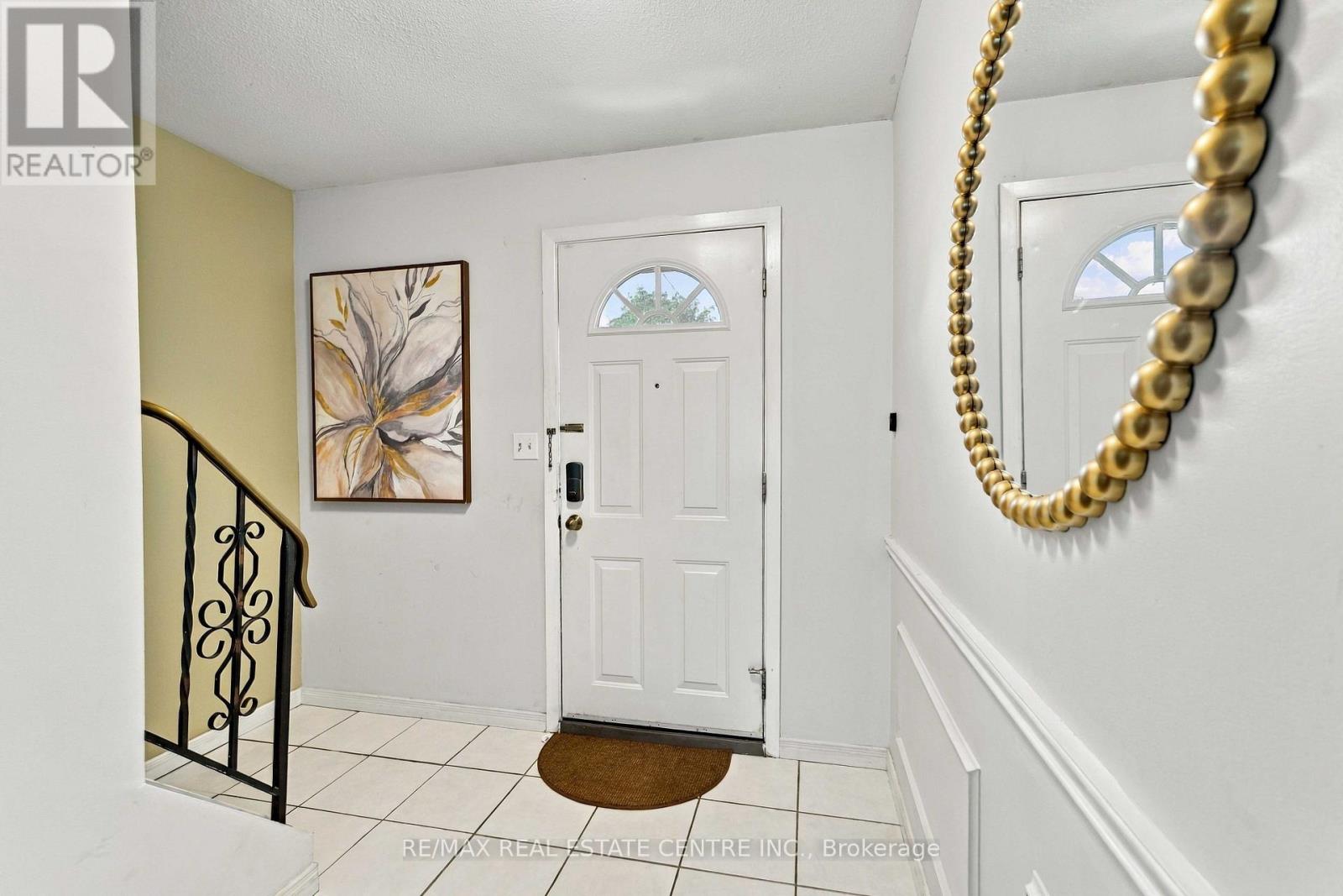 4 - 899 Stone Church Road E, Hamilton, Ontario  L8W 1B2 - Photo 2 - X13843966