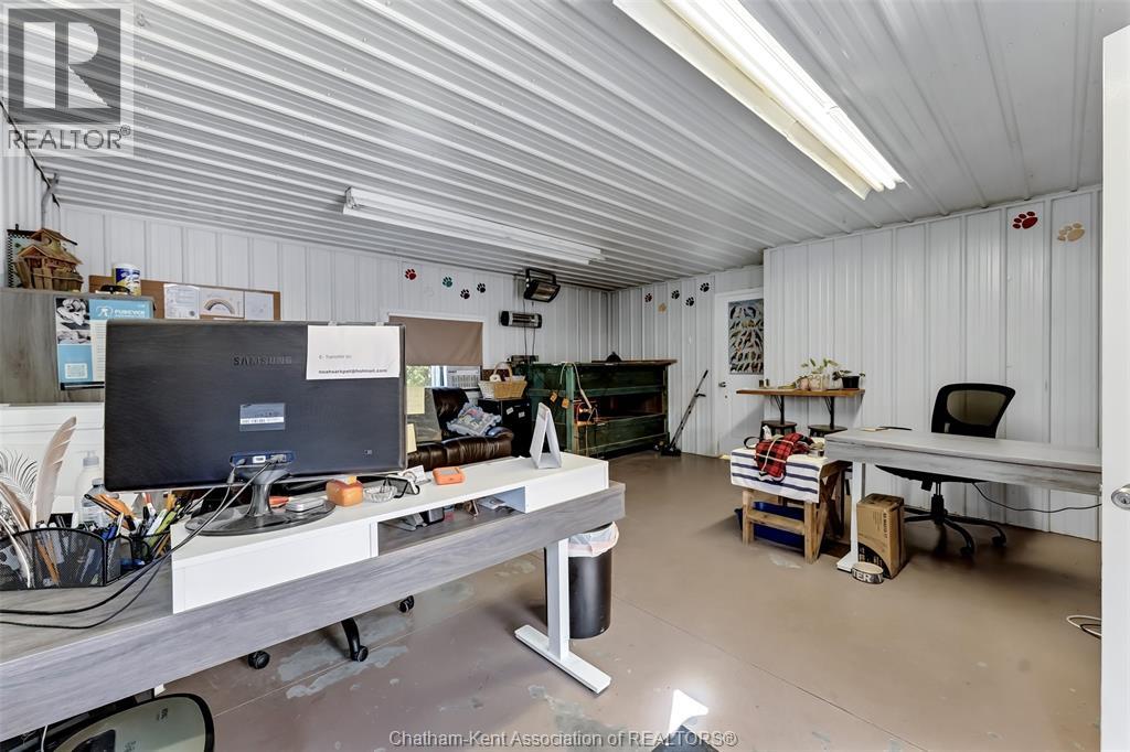 4220 Queen's Line, Tilbury, Ontario  N0P 2L0 - Photo 40 - 26024002