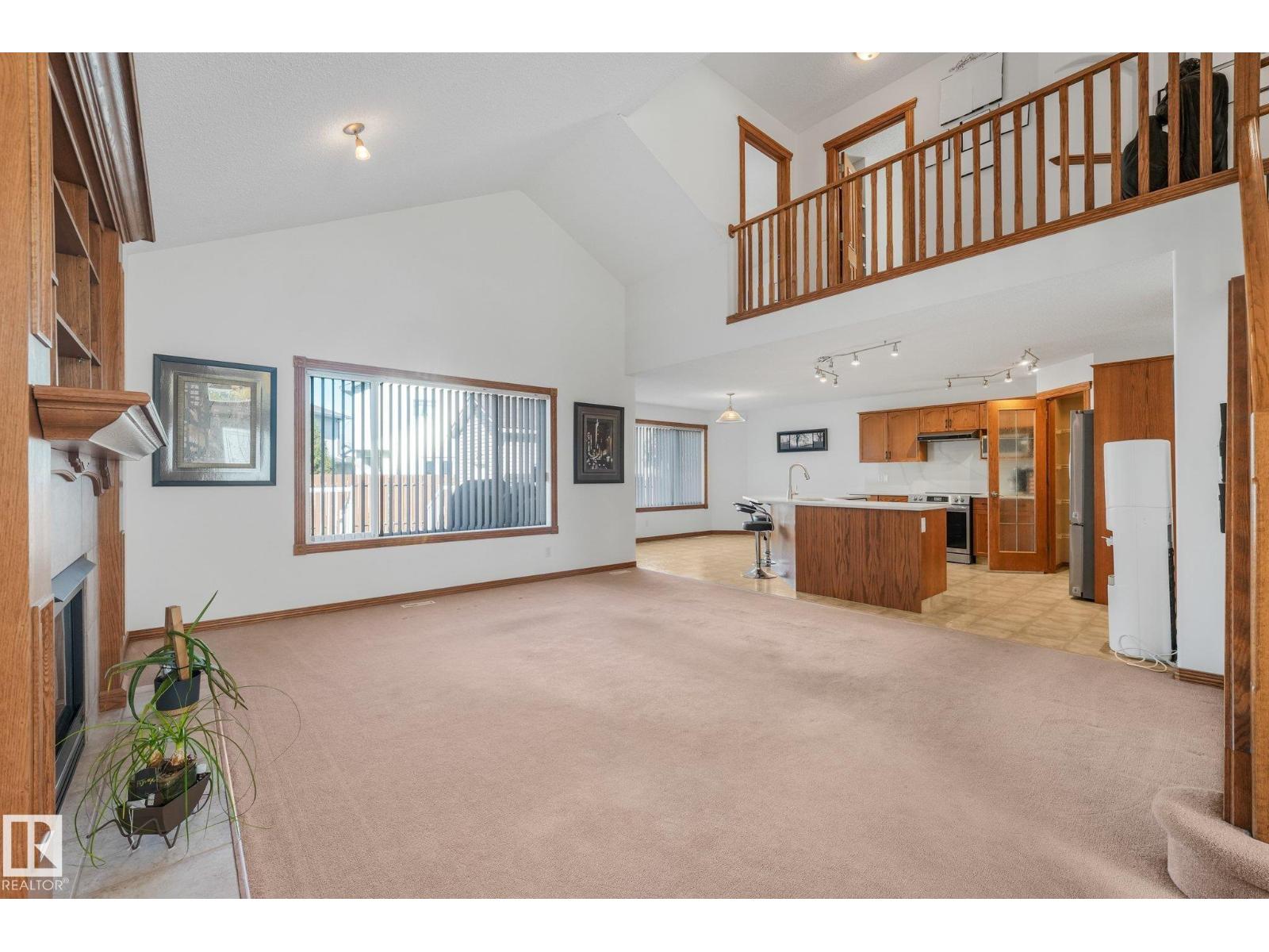 16512 87 ST NW