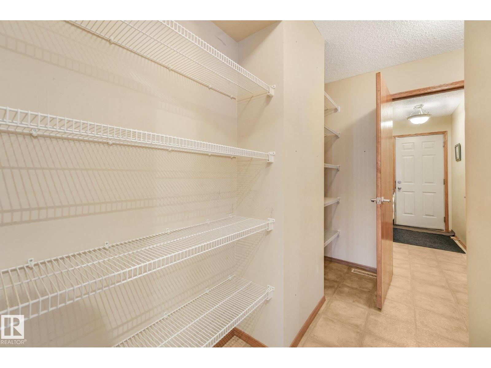 16512 87 ST NW