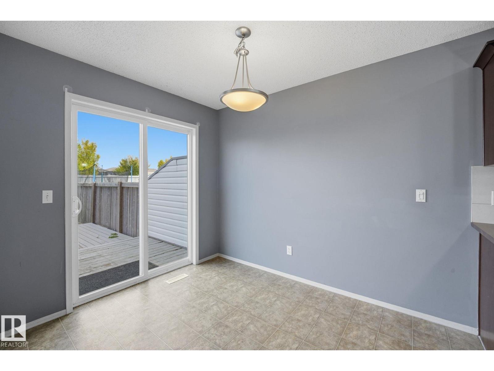 15 RED CANYON WY