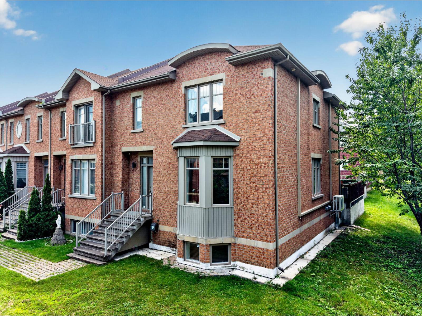 319 Rue Khalil-Gibran Montréal (Saint-Laurent) Quebec Canada H4N4A1 2