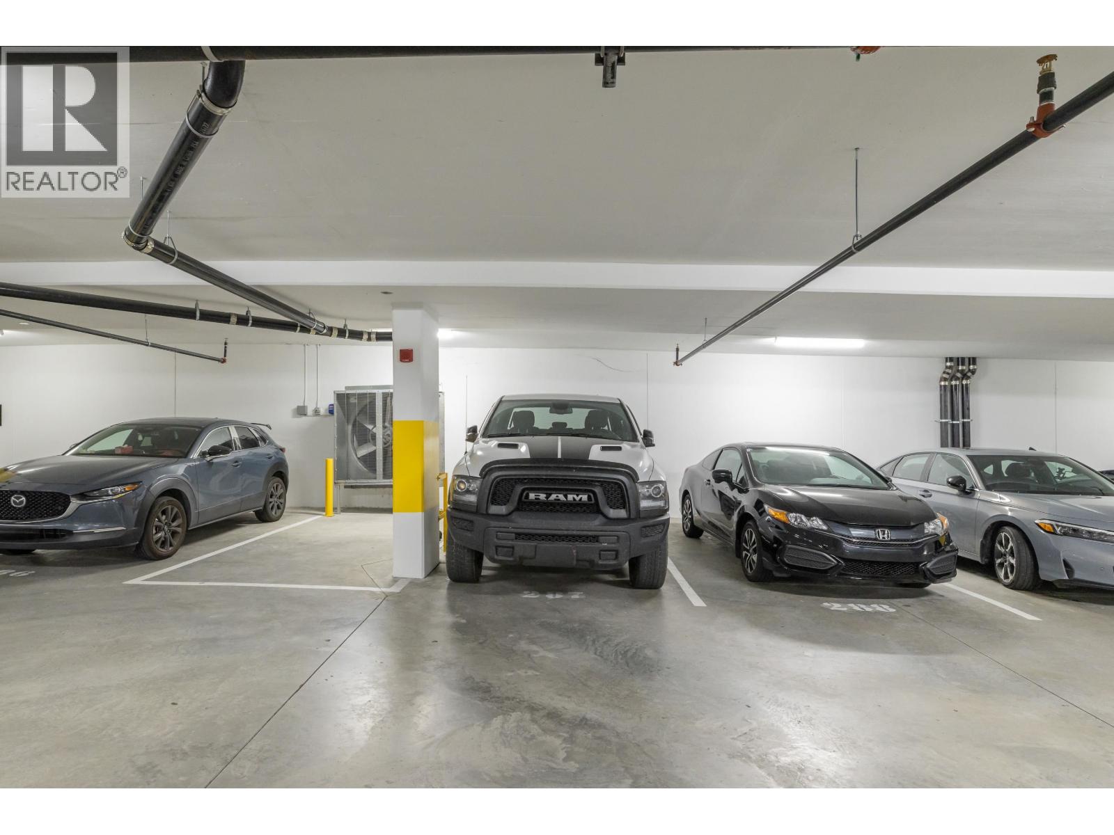 617 7588 16TH STREET
