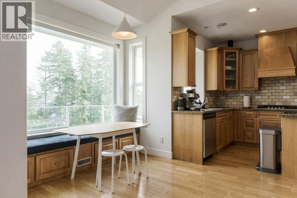 1208 St Andrews Road, Gibsons, British Columbia  V0N 1V1 - Photo 15 - R3170945