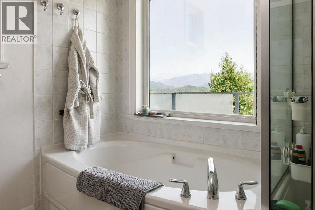 1208 St Andrews Road, Gibsons, British Columbia  V0N 1V1 - Photo 23 - R3170945